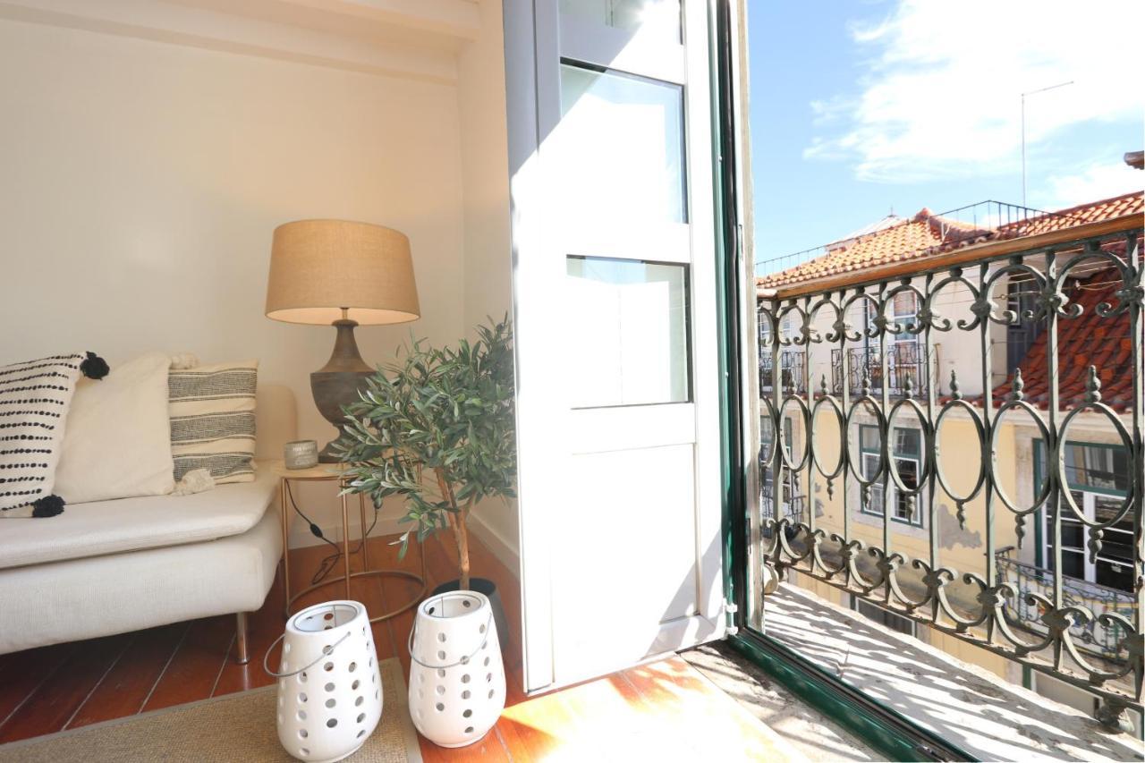 Chic Urban Retreat At Downtown With Balcony & Views Apartment Lisboa Екстериор снимка
